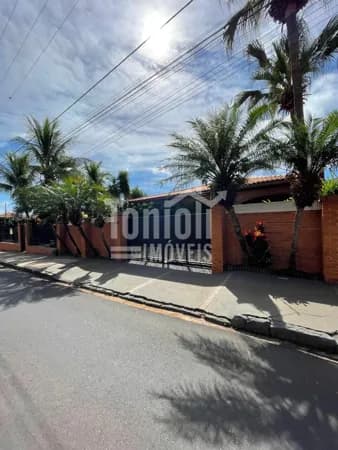 Casa em Bebedouro - Centro