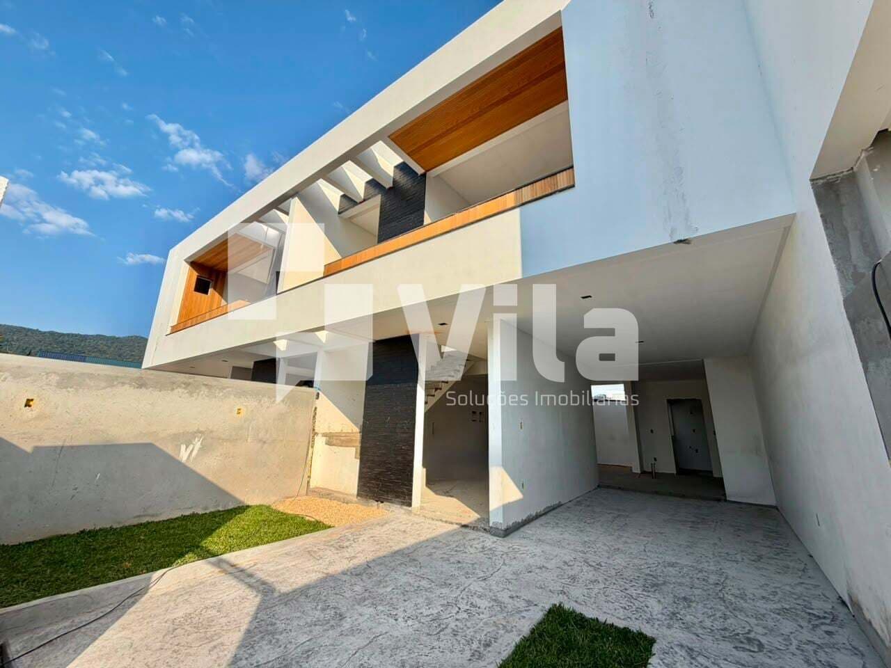 Sobrado em Camboriú - Rio Pequeno