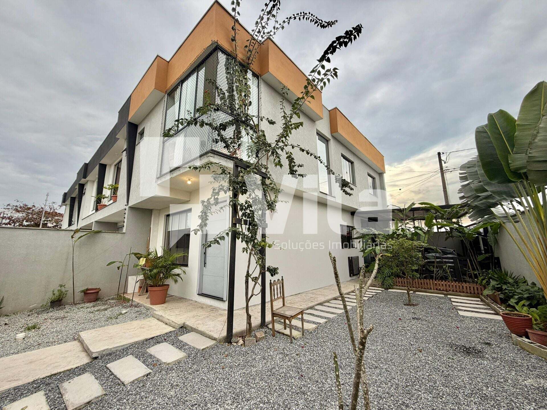 Sobrado em Camboriú - Santa Regina