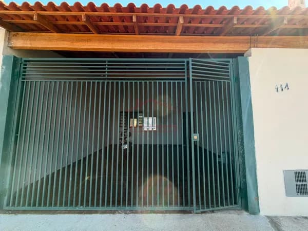 Casa em Santa Cruz do Rio Pardo - Vila Fabiano