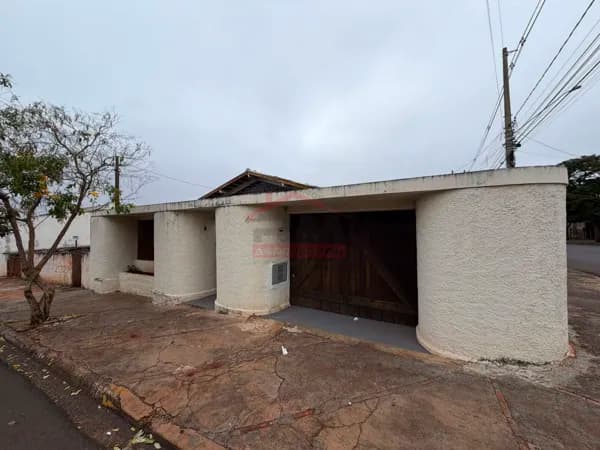 Casa em Santa Cruz do Rio Pardo - Vila Mathias
