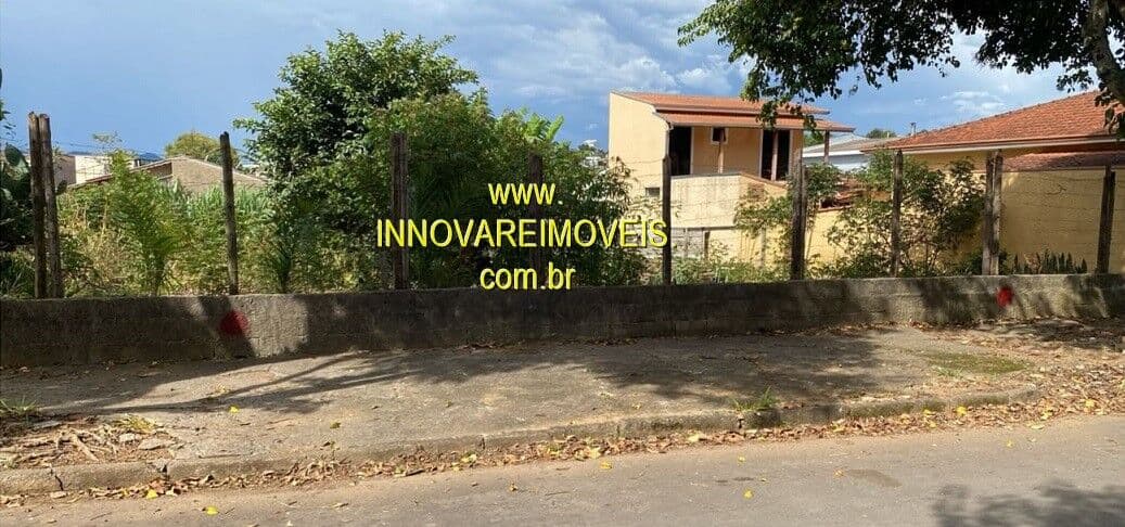 Lote/Terreno em Poços de Caldas - Jardim Kennedy