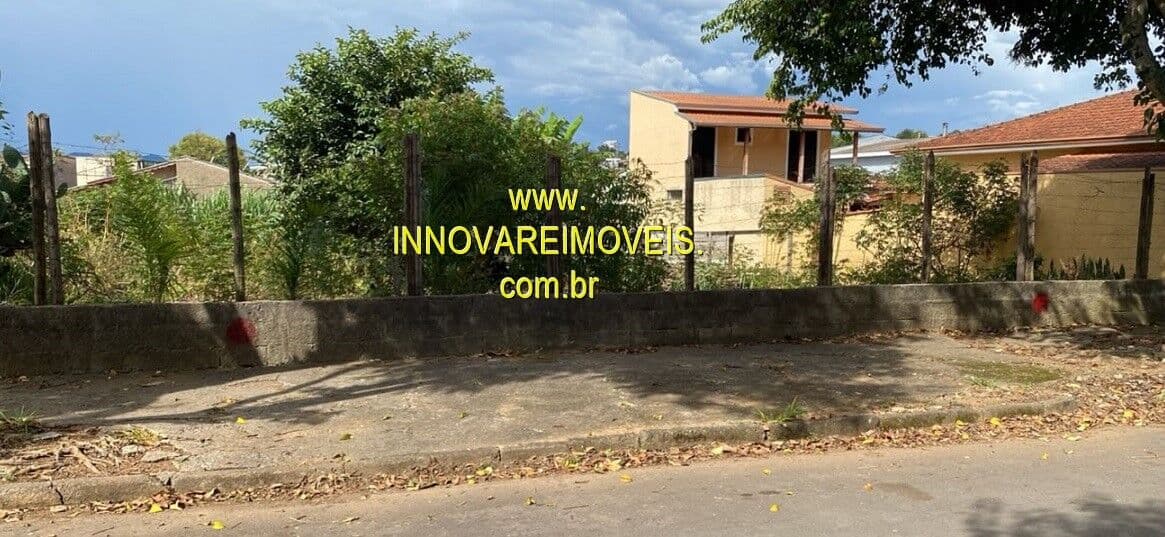 Lote/Terreno em Poços de Caldas - Jardim Kennedy