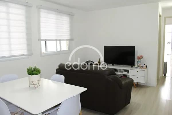 VENDE-SE APARTAMENTO NA SANTA CECILIA - EXCELENTE OPORTUNIDADE
