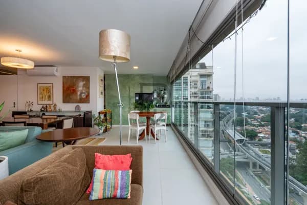 Apartamento SOFI campo belo andar alto
