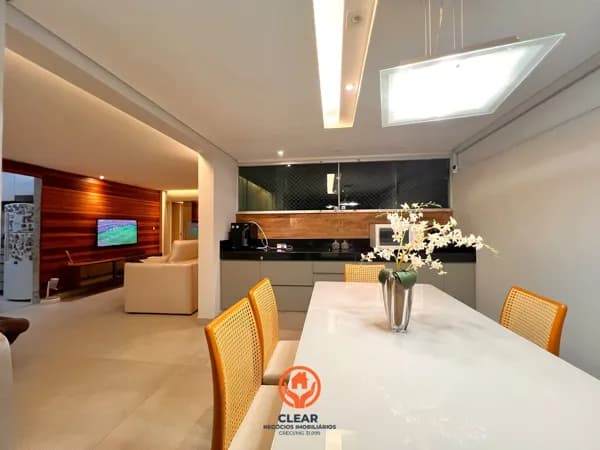 Área privativa Bairro Castelo BH – 3 quartos, 2 vagas, prédio individual com elevador