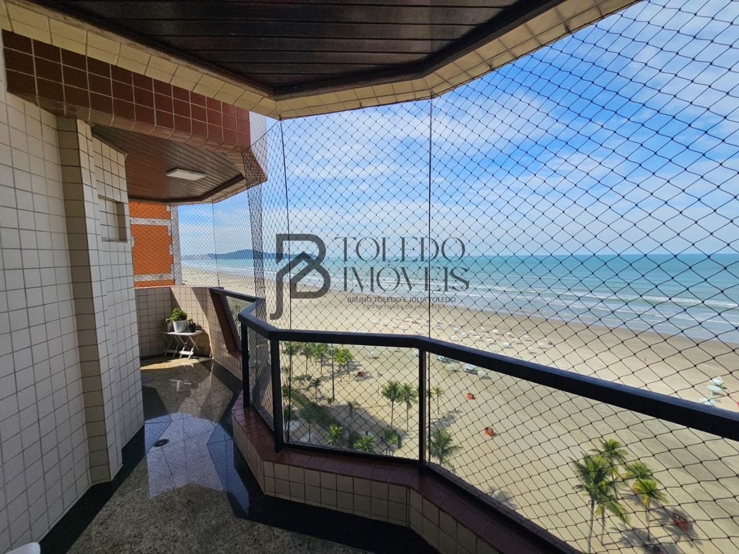 APARTAMENTO 03 DORMITÓRIOS, 02 SUÍTES, 2 VAGAS À VENDA R$ 890.000,00 – Tupi, Praia Grande/SP