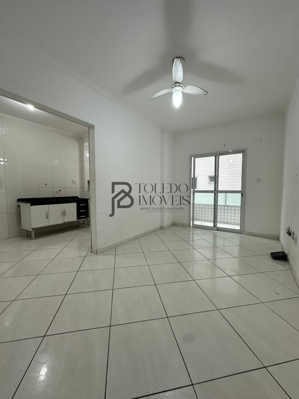 Apartamento de 1 dormitório à venda por R$ 320.000,00 à vista – Ocian, Praia Grande/SP