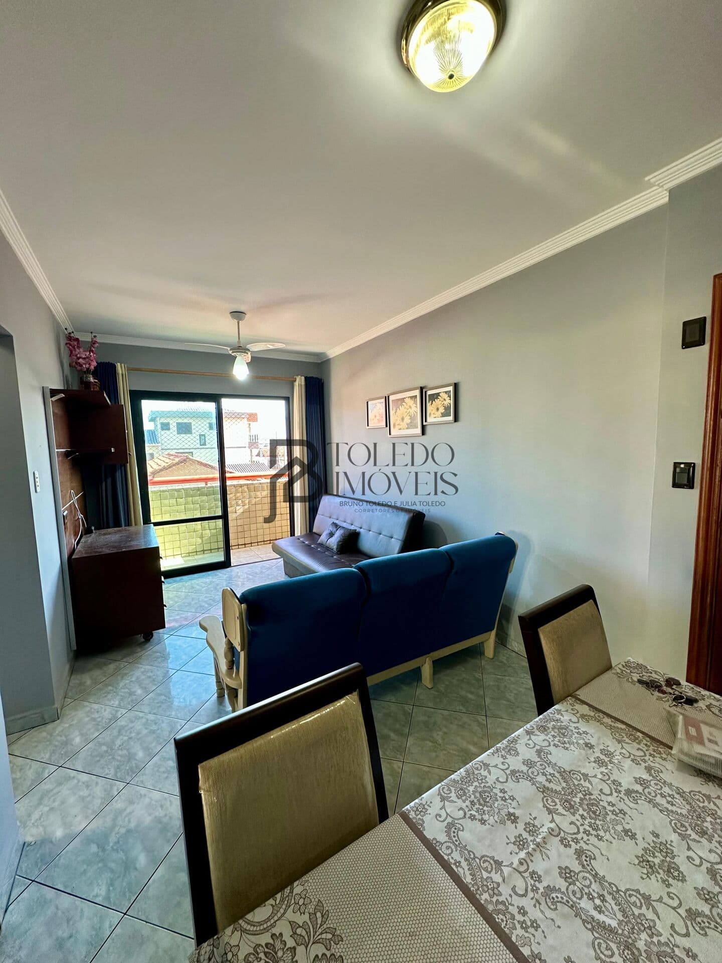 Apartamento de 1 dormitório mobiliado à venda por R$ 315.000,00 à vista – Maracanã, Praia Grande/SP