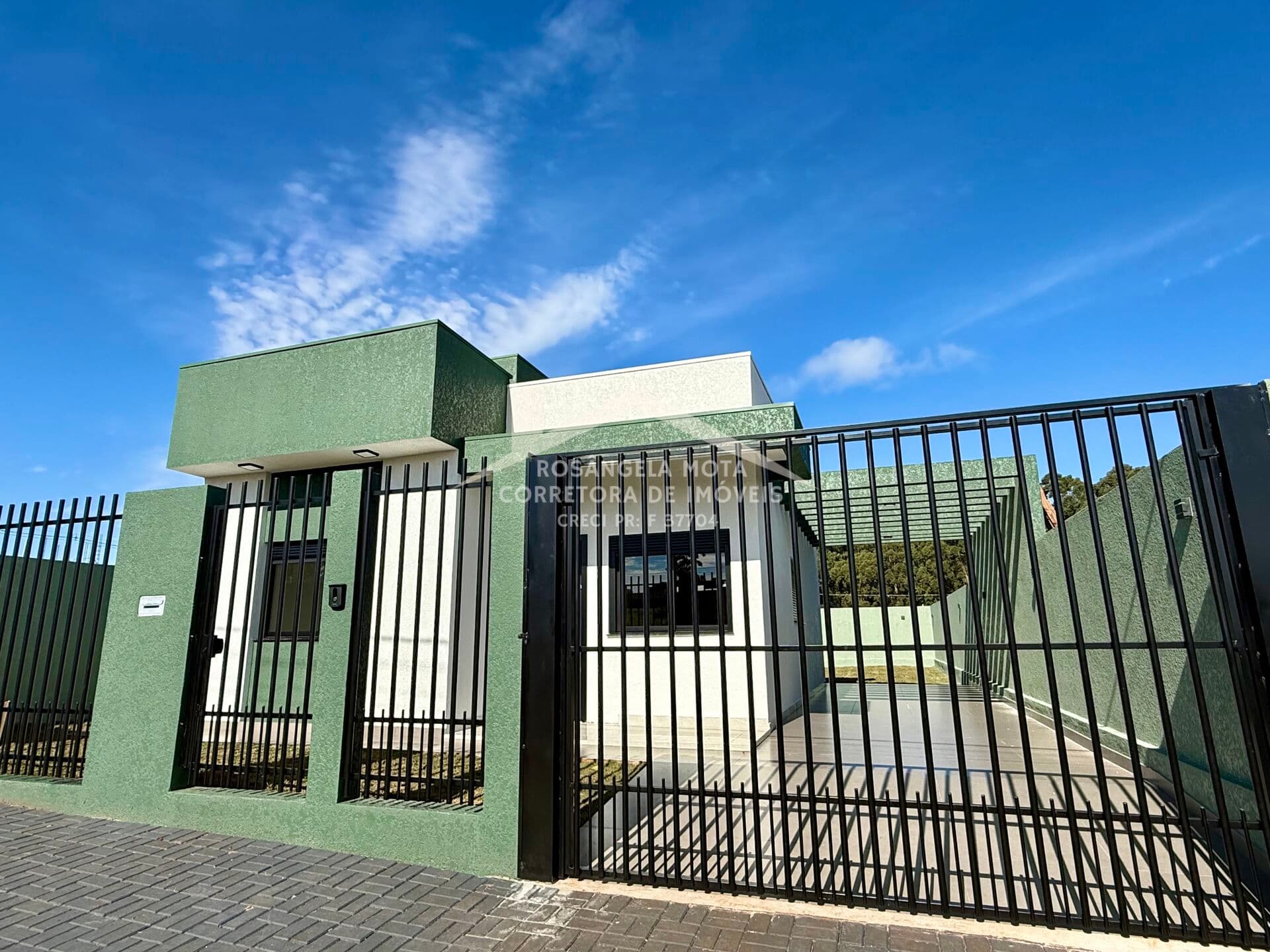 Casa nova à Venda
