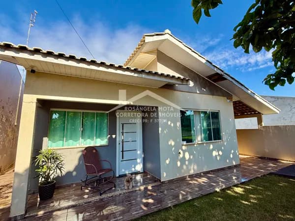 Casa à Venda