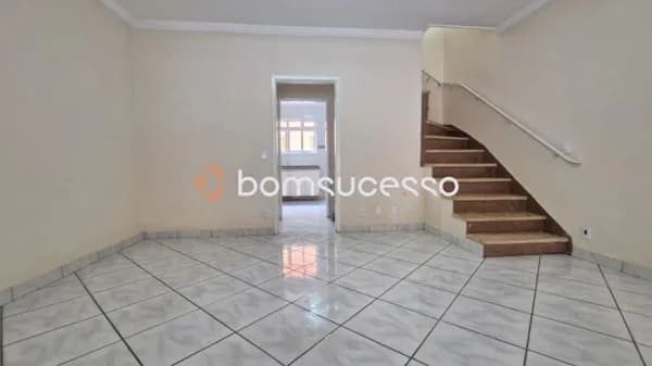 Sobrado com 3 dormitórios à venda, 148 m² por R$ 549.000 - Vila Humaitá - Santo André/SP