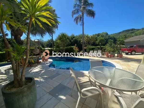 Casa de condomínio com 5 dormitórios à venda, 891 m² por R$ 6.000.000,00 - Clube da Montanha - Atibaia/SP