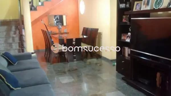 Sobrado com 4 dormitórios à venda, 300 m² por R$ 1.100.000,00 - Vila Carrão - São Paulo/SP