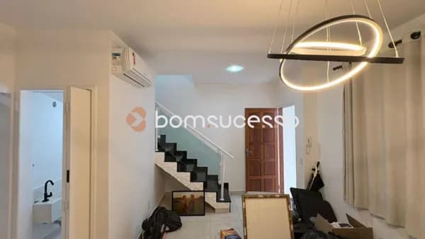 Sobrado com 3 dormitórios à venda, 101 m² por R$ 600.000,00 - Vila Carrão - São Paulo/SP