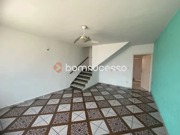 Sobrado com 2 dormitórios à venda, 124 m² por R$ 479.900,00 - Chácara Mafalda - São Paulo/SP