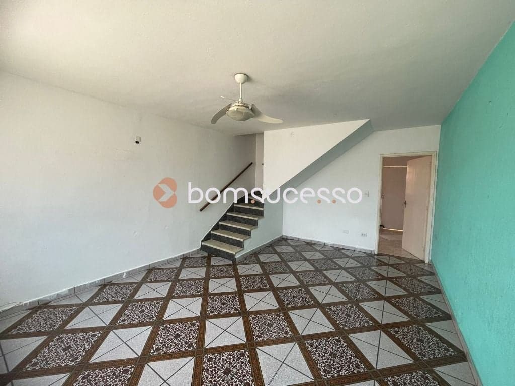 Sobrado com 2 dormitórios à venda, 124 m² por R$ 479.900,00 - Chácara Mafalda - São Paulo/SP