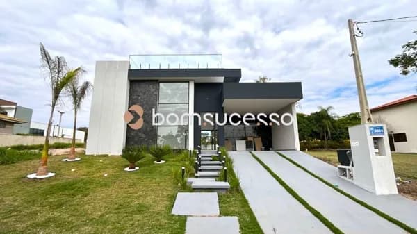 Casa com 3 dormitórios à venda, 170 m² por R$ 1.790.000,00 - Riviera de Santa Cristina XIII - Paranapanema/SP