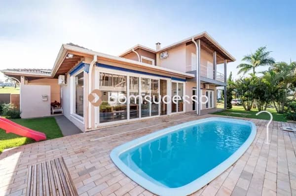 Sobrado com 4 dormitórios à venda, 263 m² por R$ 1.790.000,00 - Riviera de Santa Cristina XIII - Paranapanema/SP