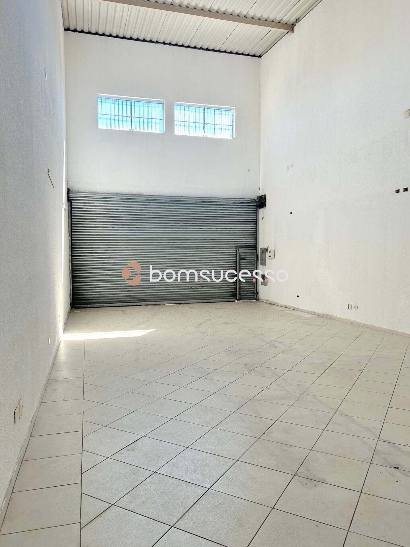 Loja, 140m² para locação - por R$4.650,00/mês - Vila Ema - São Paulo/SP