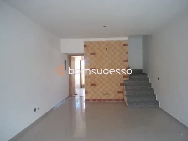 Sobrado com 3 dormitórios à venda, 170 m² por R$ 569.900,00 - Cangaíba - São Paulo/SP