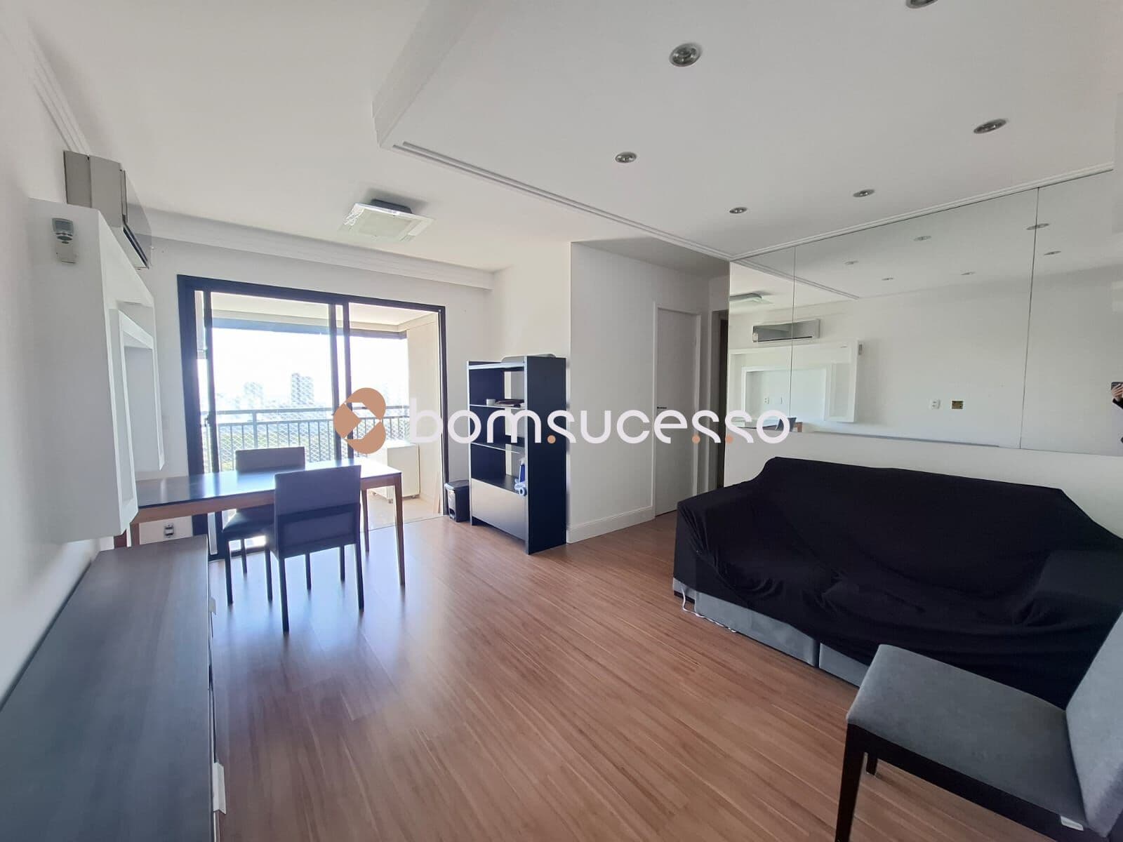 Apartamento com 3 dormitórios à venda, 68 m² por R$ 770.000,00 - Mooca - São Paulo/SP