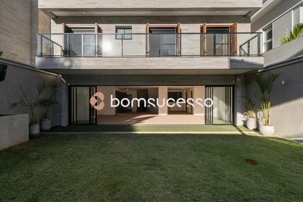 Casa em condomínio com 4 suítes à venda - Vila Nova Conceição - São Paulo/SP