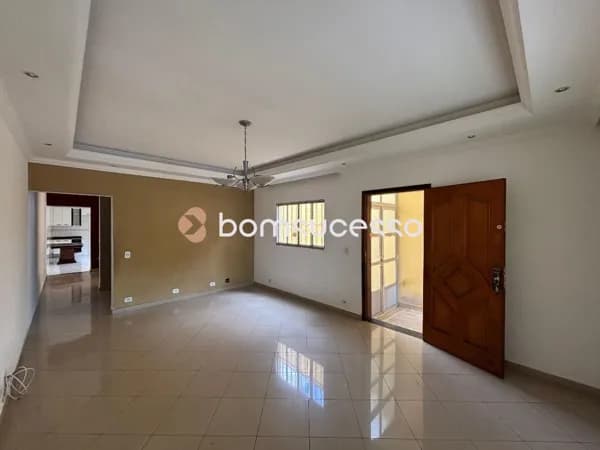 Sobrado com 3 dormitórios à venda, 220 m² por R$ 1.189.000,00 - Chácara Mafalda - São Paulo/SP