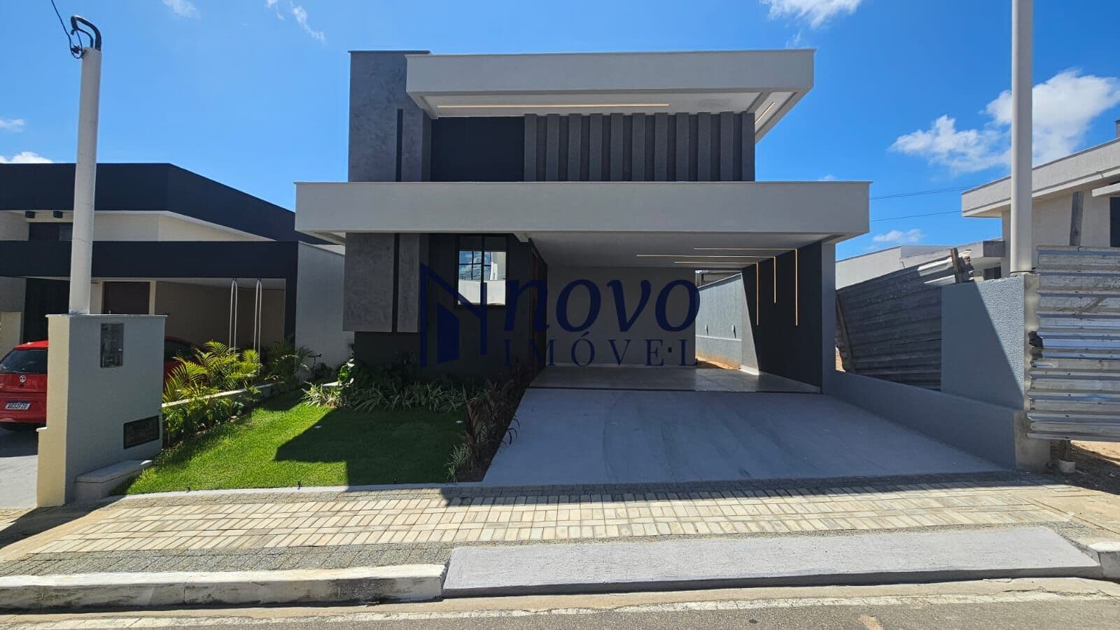 Casa no Condomínio Monte Carlo 4 suites - R$ 944.000,00
