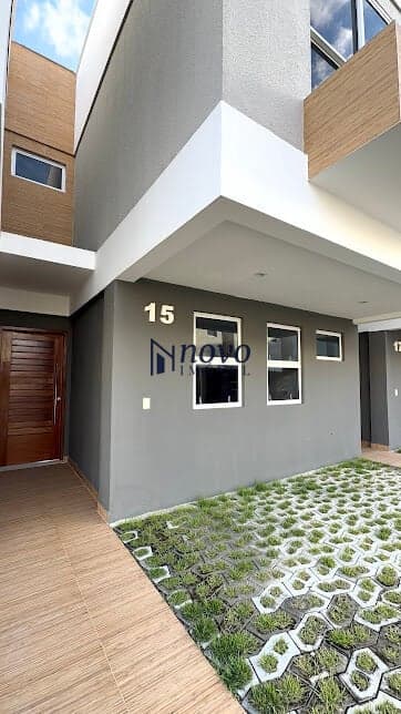 Casa Duplex em Condomínio