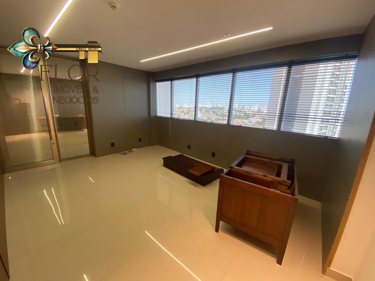 Sala Comercial à Venda no Helbor Dual Business Office & Corporate no Centro Político – 2 salas integradas com 66 m²