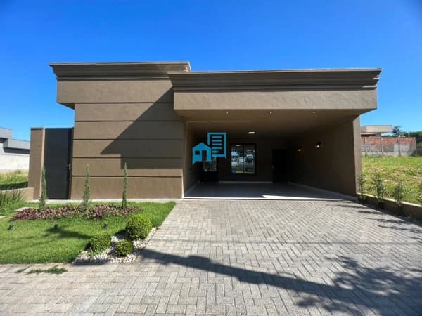 CASA CONDOMINIO MAZA