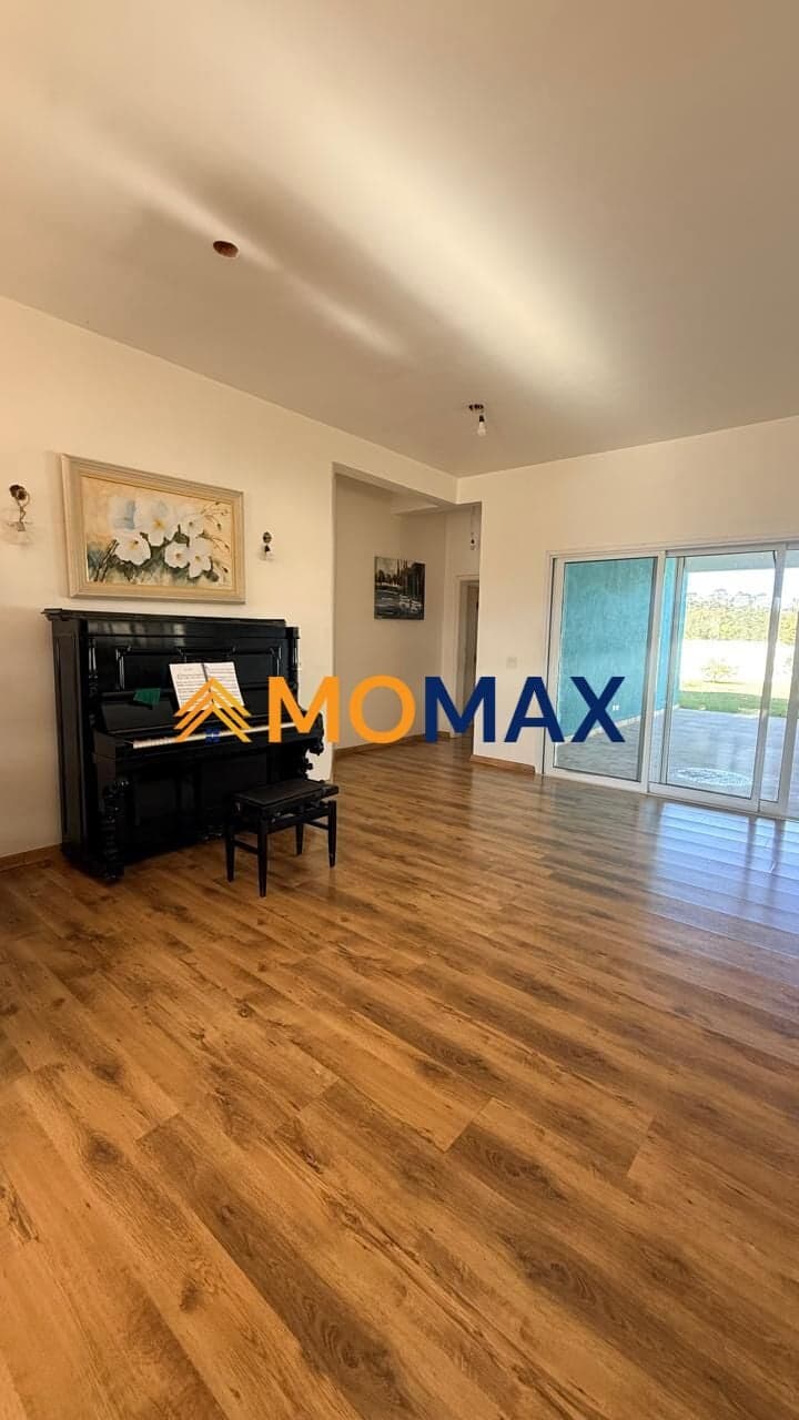 Casa com 3 Dormitórios e Suíte no Reserva Santa Maria – Amplo Quintal