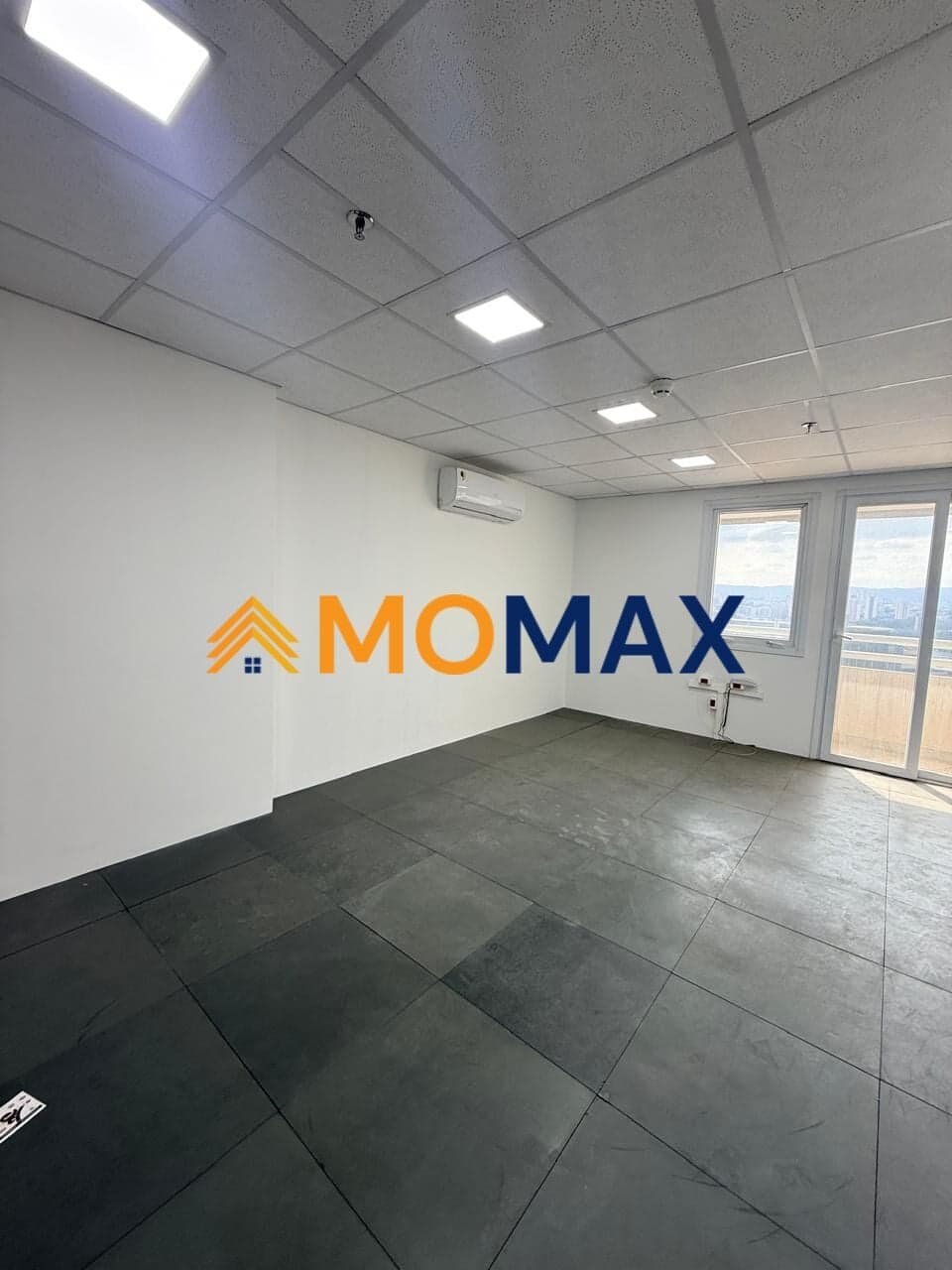 Sala comercial em Várzea da Barra Funda, São Paulo/SP