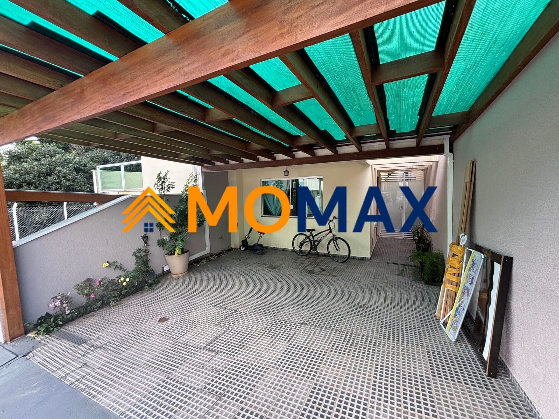 Casa em Condomínio disponível para Locação.