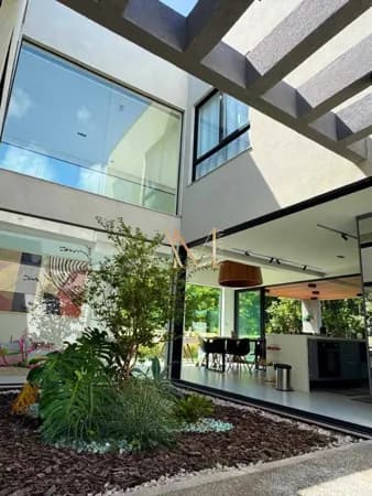 Linda Casa Alto Padrão Porteira Fechada Nova no Alphaville LN3