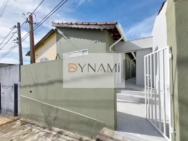 Maravilhosa Casa térrea no Mogi Moderno bem ao lado da Avenida Brasil