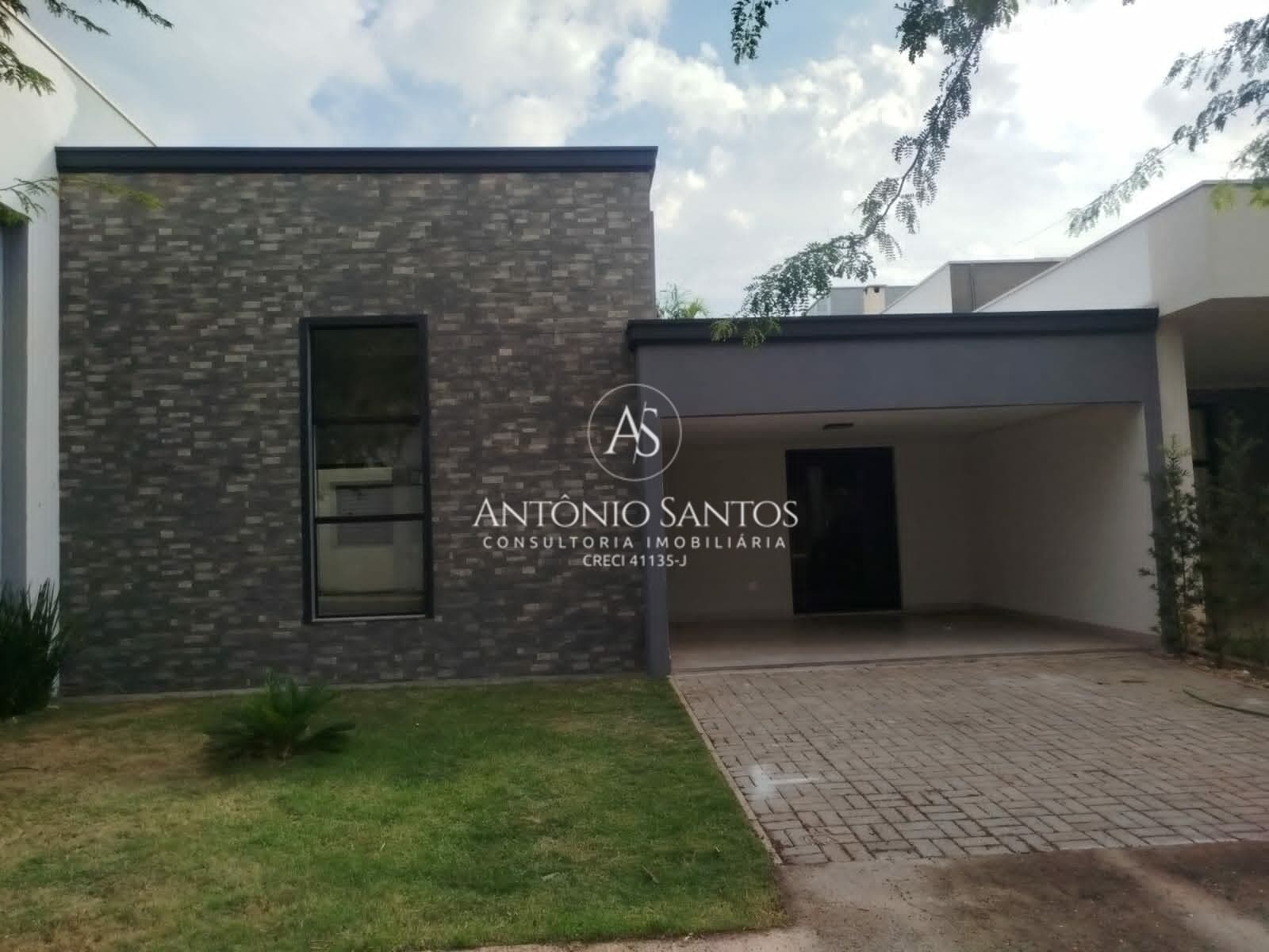 Casa de Condomínio em Araraquara - Parque Atlanta