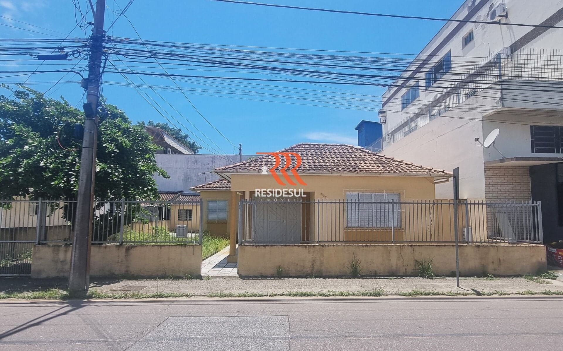 Casa Comercial