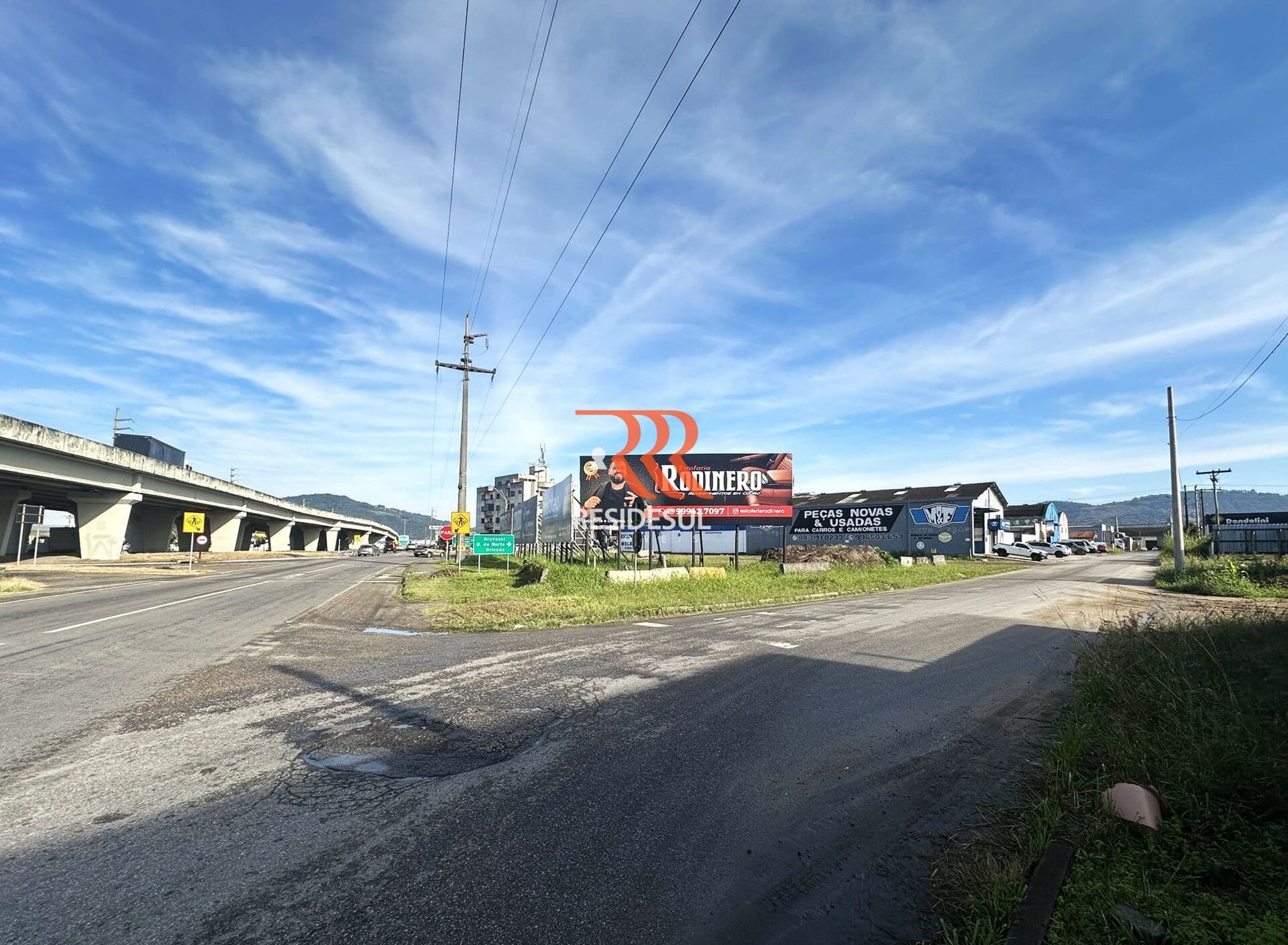 Terreno com área total de 1.631 m²