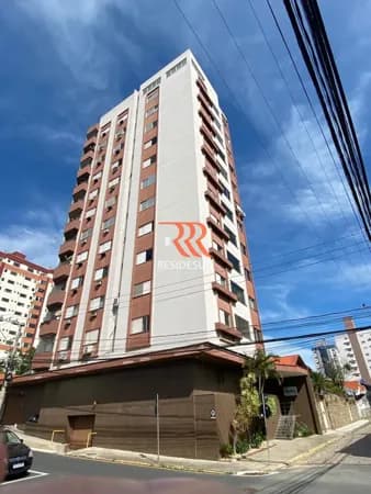 Apartamento 01 por Andar