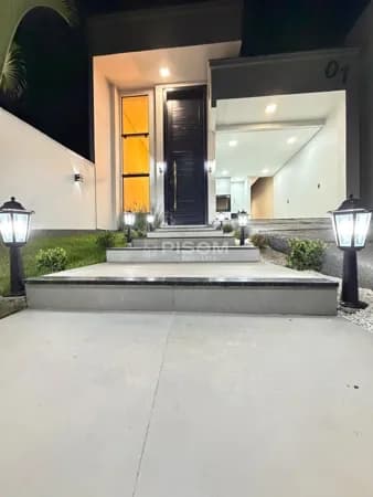 CASA LINDA NO ESTILO NEOCLÁSSICO EM BRUSQUE - SC
