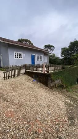 CASA PARA ALUGAR 2 DORMITÓRIOS BAIRRO SÃO PEDRO EM BRUSQUE -SC