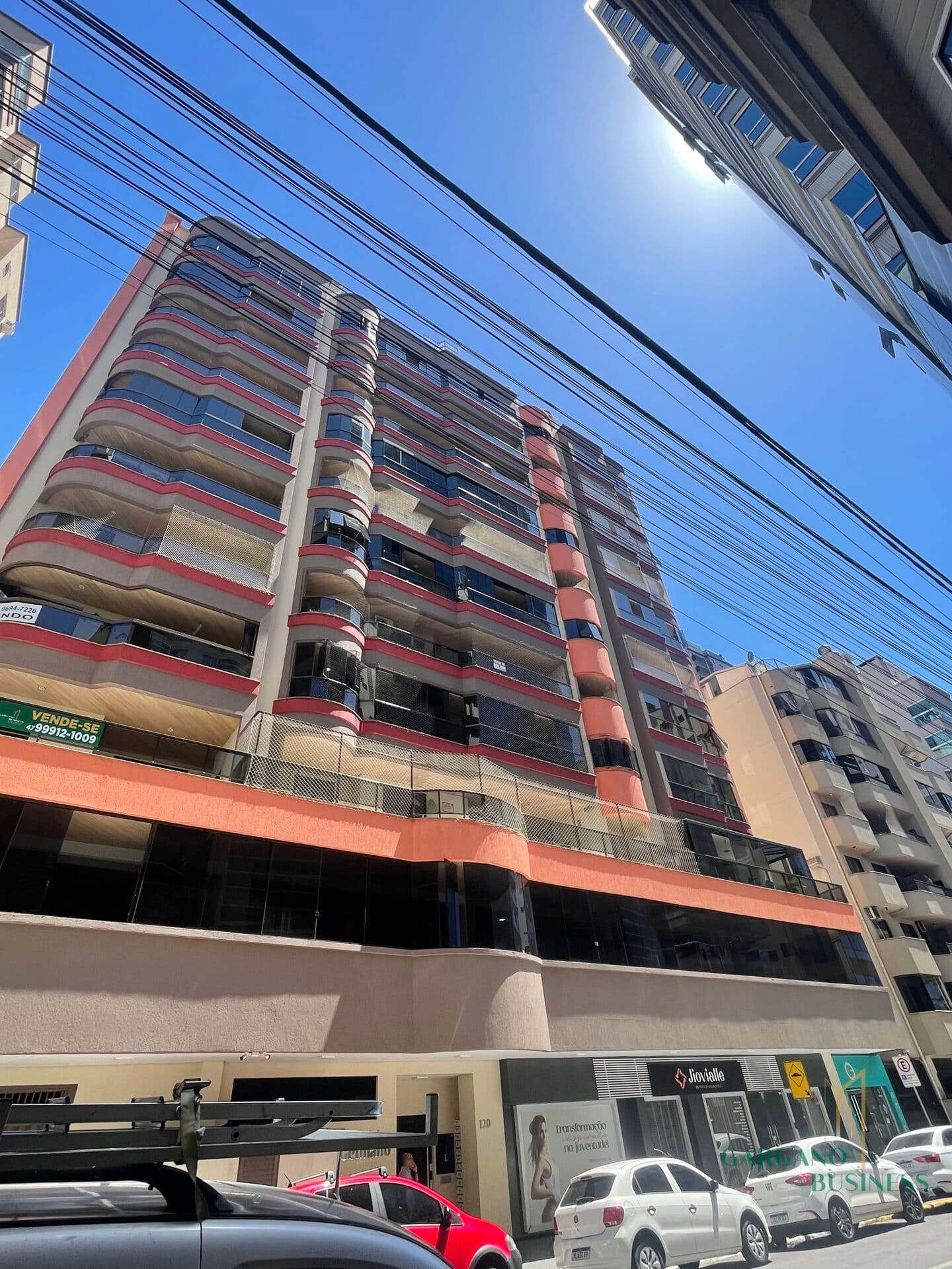 Apartamento em Itapema - Meia Praia