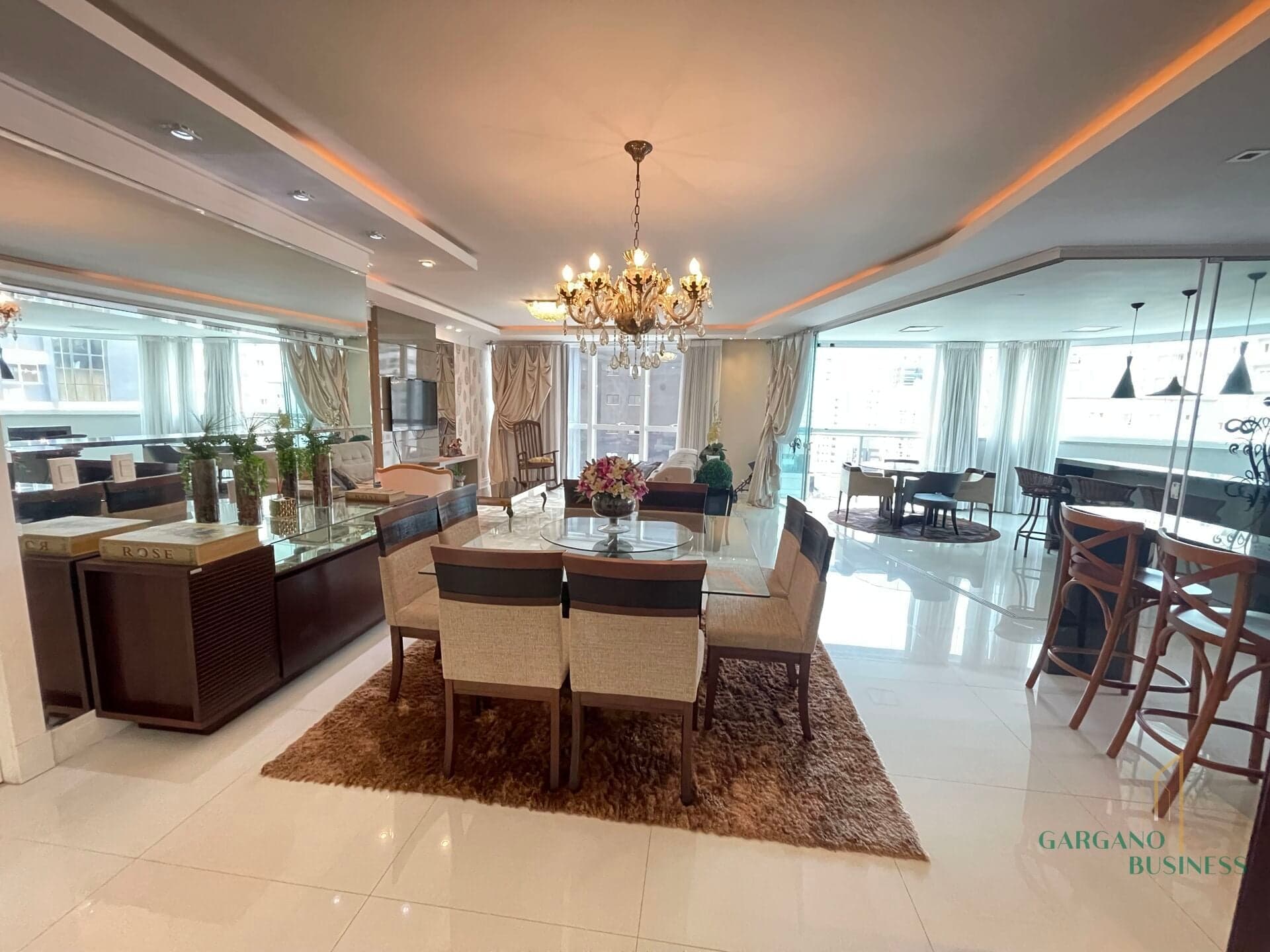 Apartamento em Itapema - Meia Praia