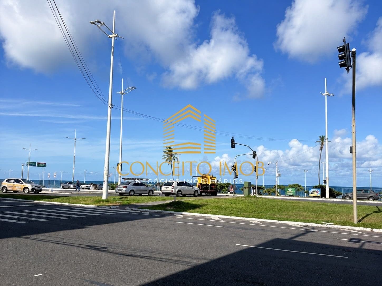 Apartamento Padrão 2/4 vista mar nascente - ótimo custo benefício bem localizado - escada