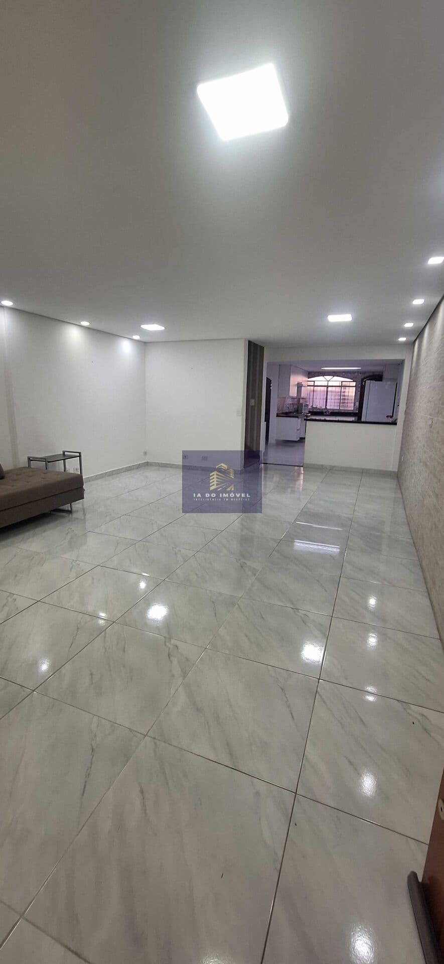 Casa toda moderna para alugar na região da Vila Mascote!!!