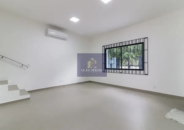 Casa Comercial, Totalmente Reformada, Para Locação, Vila Olímpia.