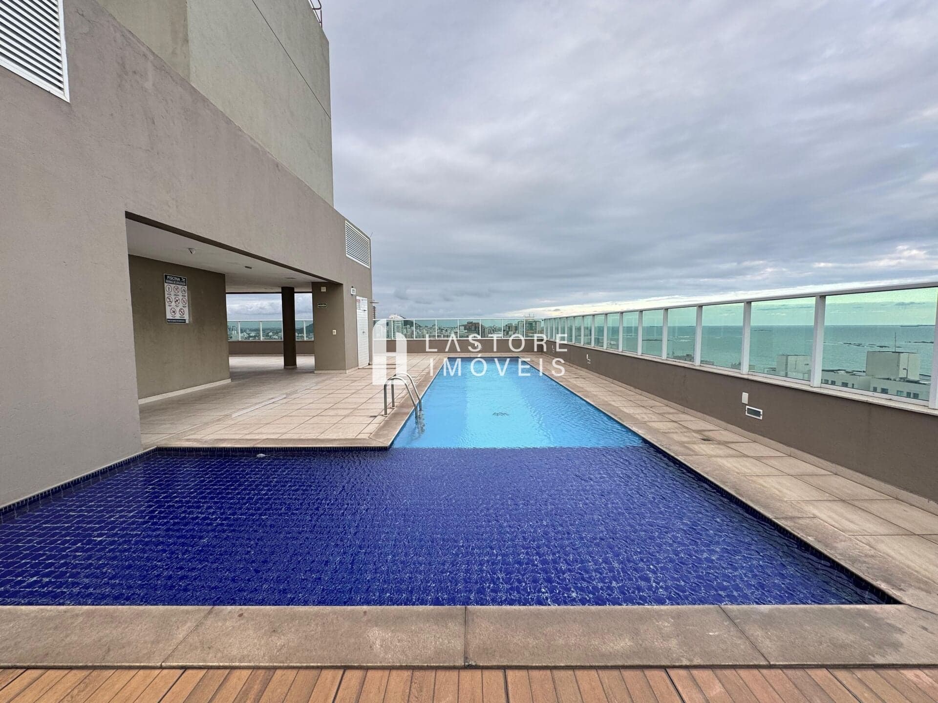 APARTAMENTO DE 03 QUARTOS, PRAIA DE ITAPARICA, VILA VELA-ES