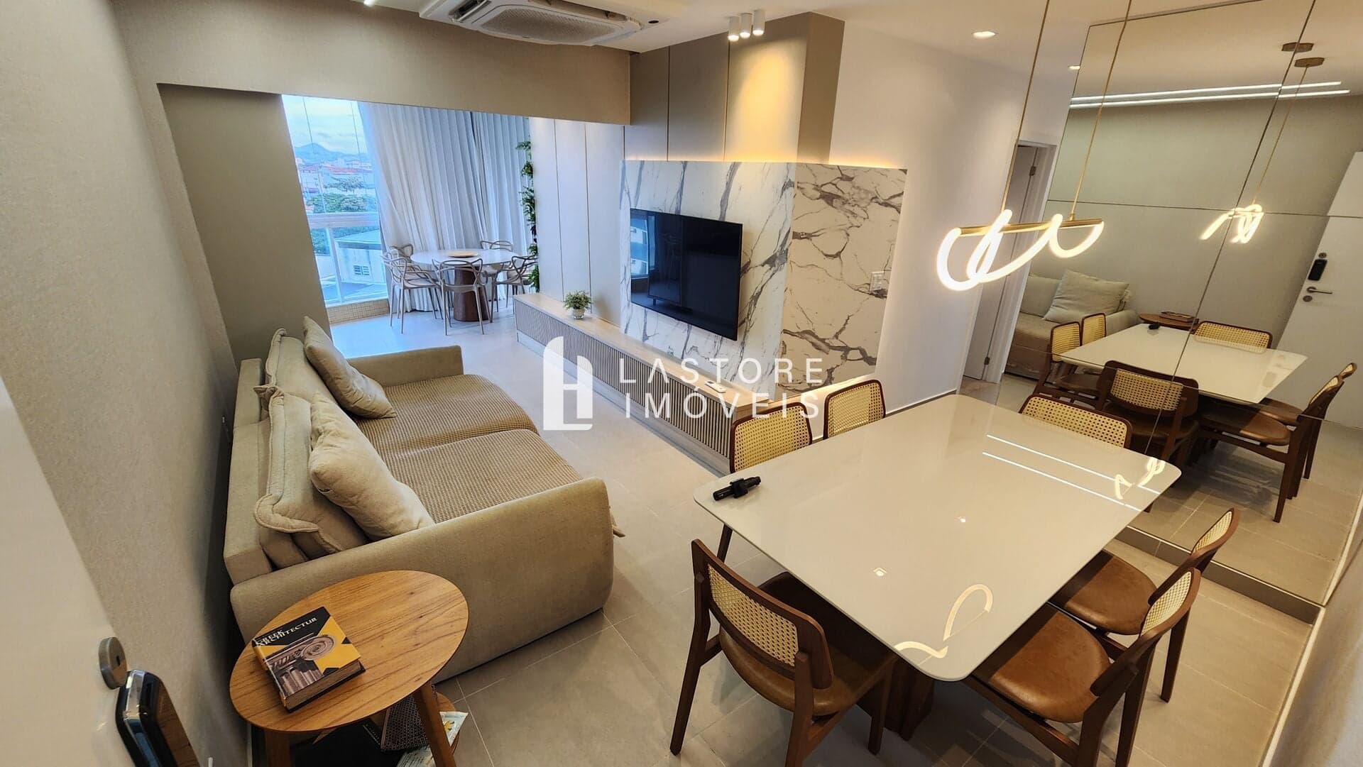 OPORTUNIDADE!! APARTAMENTO DE 02 QUARTOS MOBILIADO
